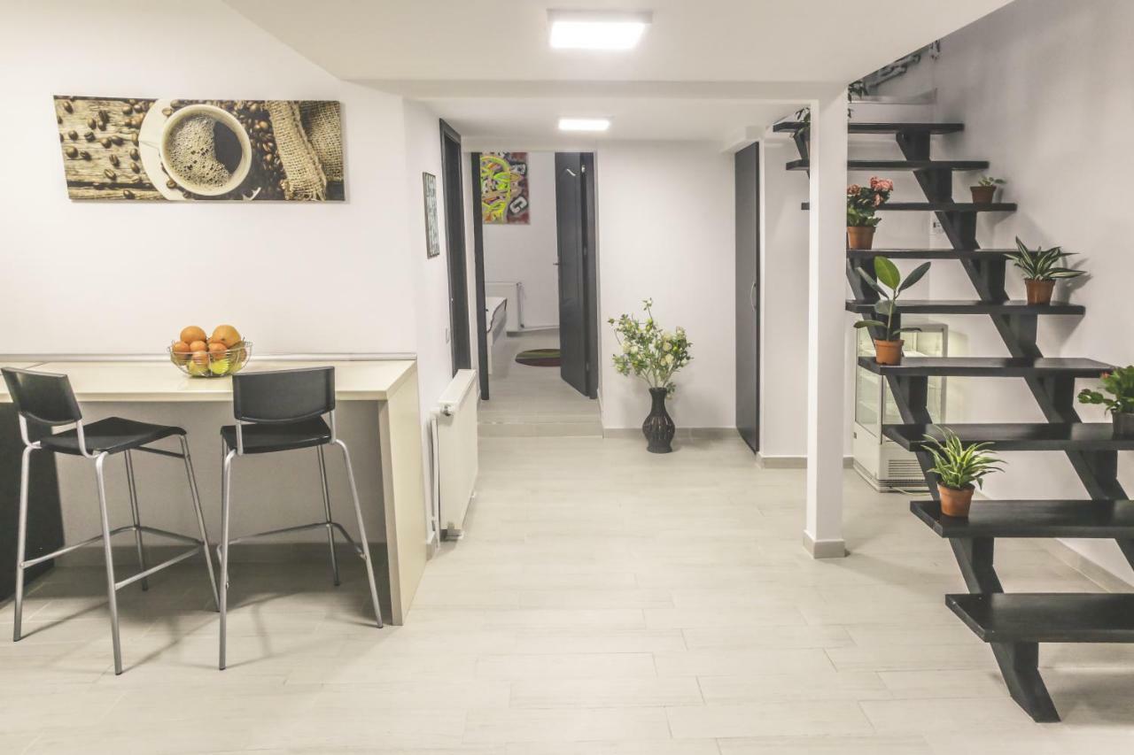 Victoria Duplex Apartament Apartment Bucharest Exterior photo